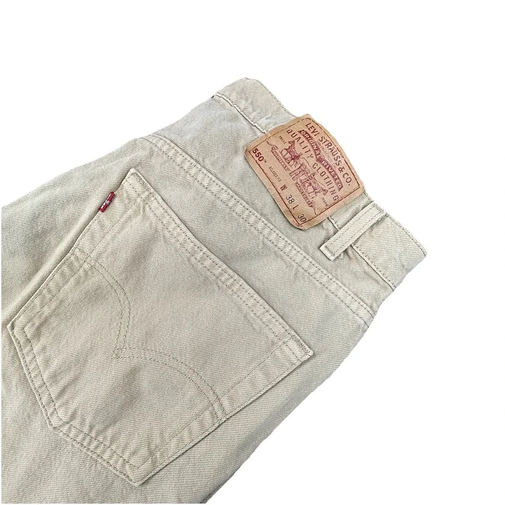 Levi's Jeans Mens 38x30‎ Beige Relaxed Fit Tapered USA Made 90s Vintage 550